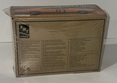 AMT ERTL The Dukes of Hazzard 1:25 GENERAL LEE DODGE CHARGER Model Kit SEALED - Picture 4 of 4