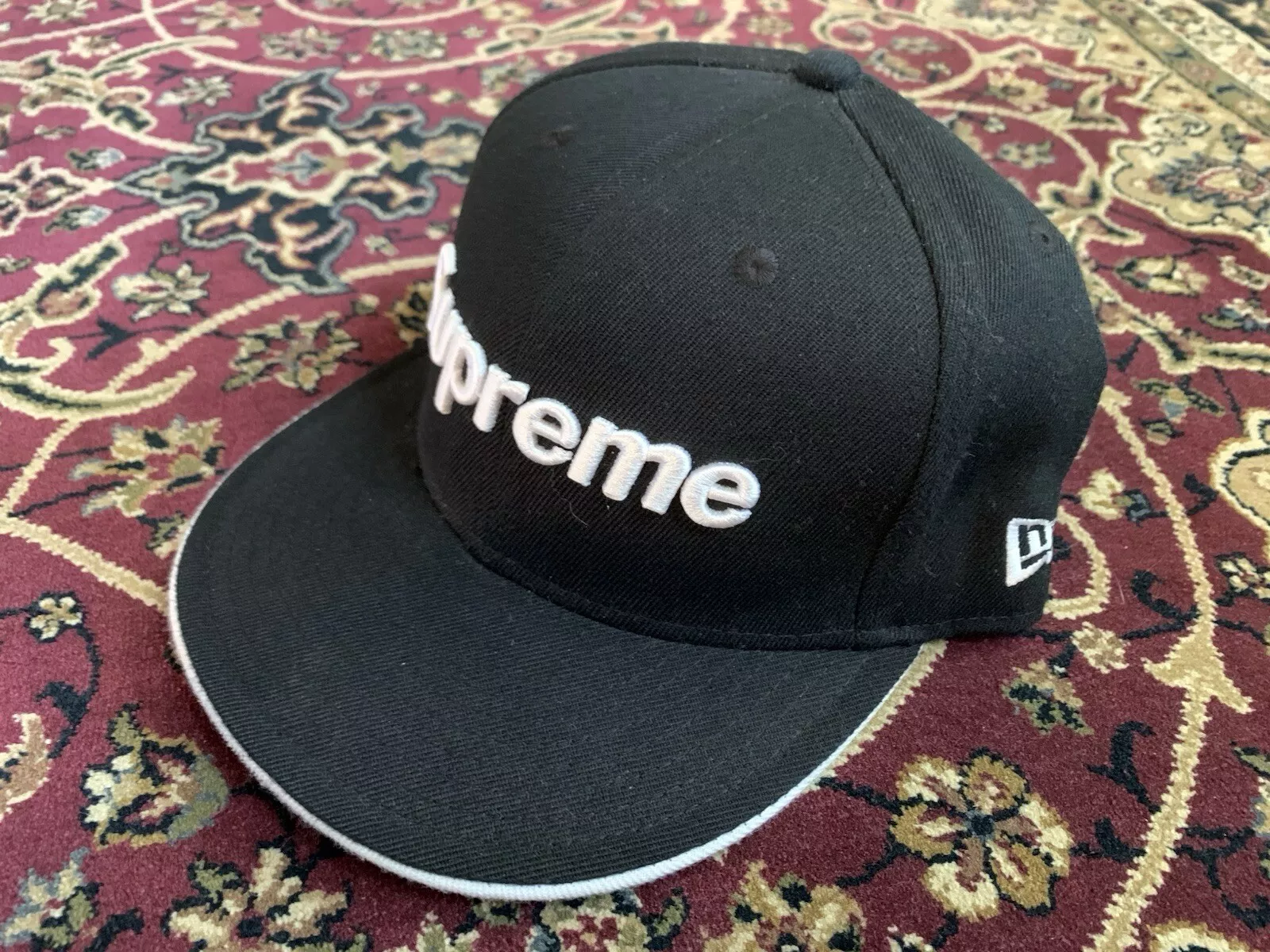Casquette de baseball ajustée Supreme New Era échantillon inédit sans boîte 7 1/4 rare noire