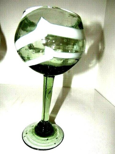 *2 Beautiful Mexican Hand Blown Goblets/ Glasses White Swirl - Picture 3 of 9