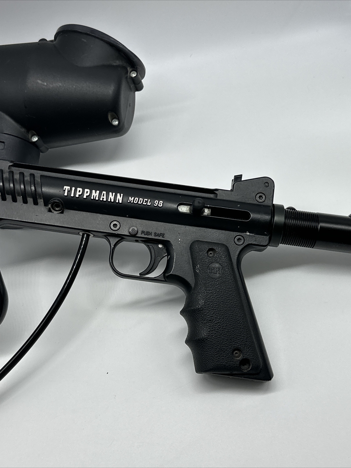 Tippmann Model 98 Classic Vertical Cyclone Feed System Paintball Gun