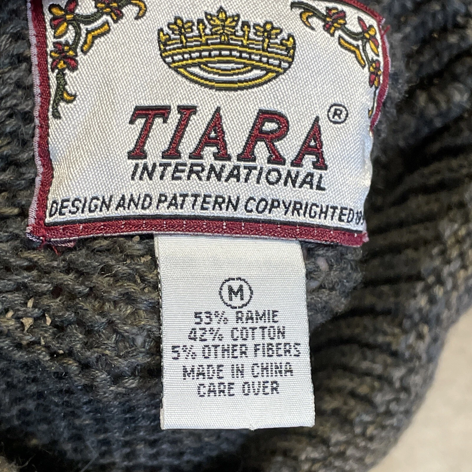 VINTAGE Tiara Christmas Sweater Women’s M/L