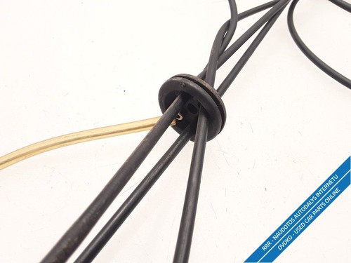 Maserati 228 2.8 184kw Coupe 1990 RHD Engine bonnet hood lock catch - Picture 3 of 9