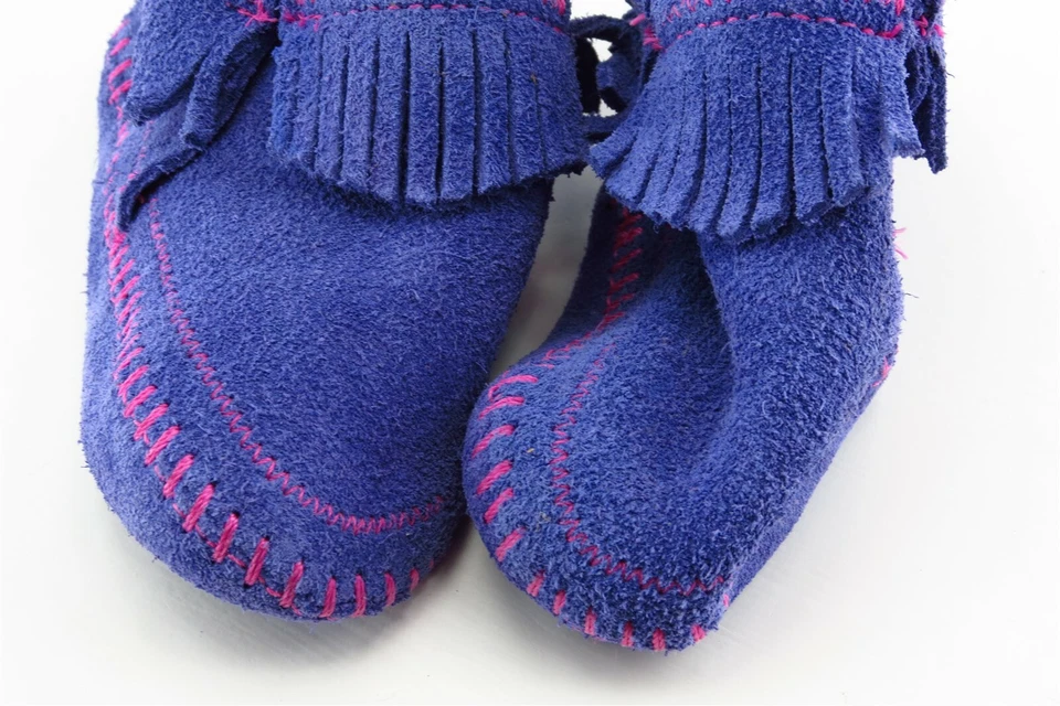 Zapatillas sintéticas Minnetonka para niñas pequeñas talla 5 M púrpura Foto 2 de 4