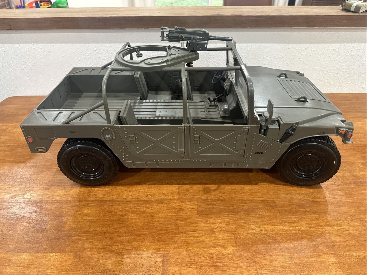 ヴィンテージGIジョー BATTLE SQUADS ASSAULT HUMVEE Throwback Review: Galoob Battle Squads Assault Humvee