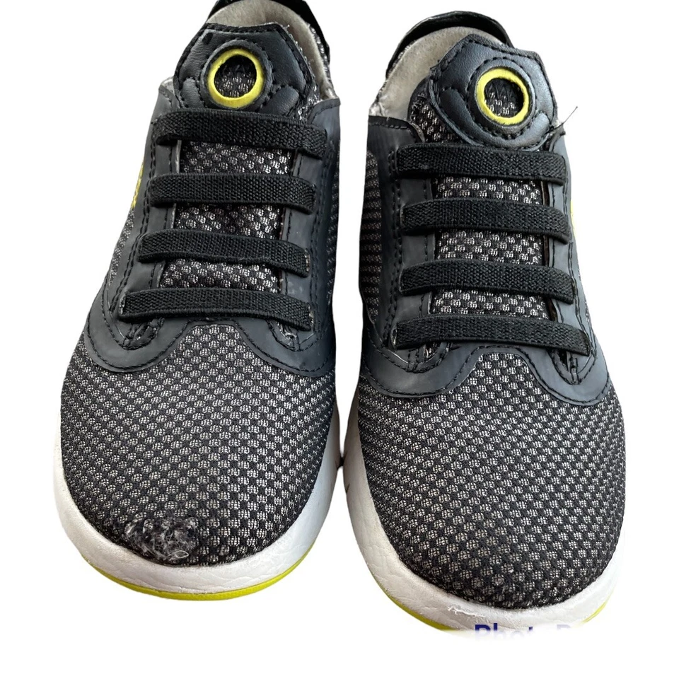 Tênis Geox Boys preto/verde limão sola respirável palmilha de couro tamanho 31 em excelente estado usado - Imagem 4 de 4