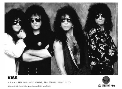 Kiss - Promo Photo 1989 - Hot In The Shade - Gene Simmons - Eric Carr
