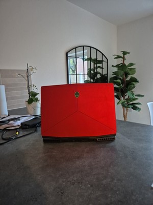 Alienware M15 15,6'' Gaming Laptop i7-8750H 32GB RTX2080 + FAST UK   POST!