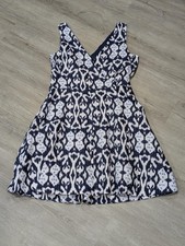 GAP Dress Womens 10 Blue White Linen Sleeveless V Neck Fit Flare Ikat Print