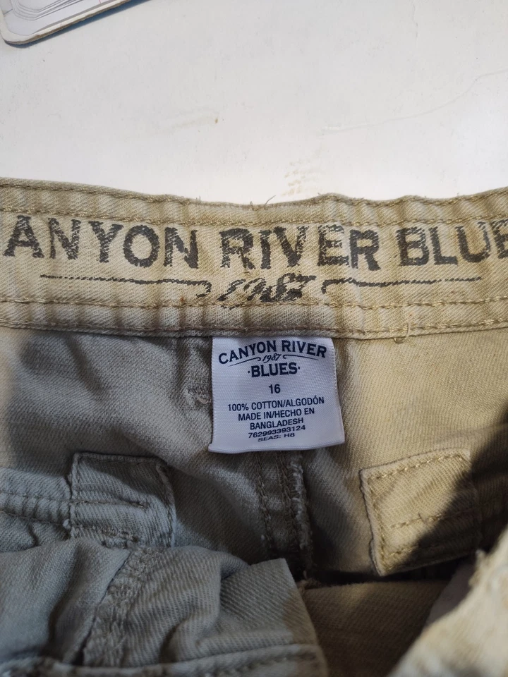 Boys Canyon River Blue Cargo Khaki Pants Sz. 16 27" Inseam - Image 4 of 4