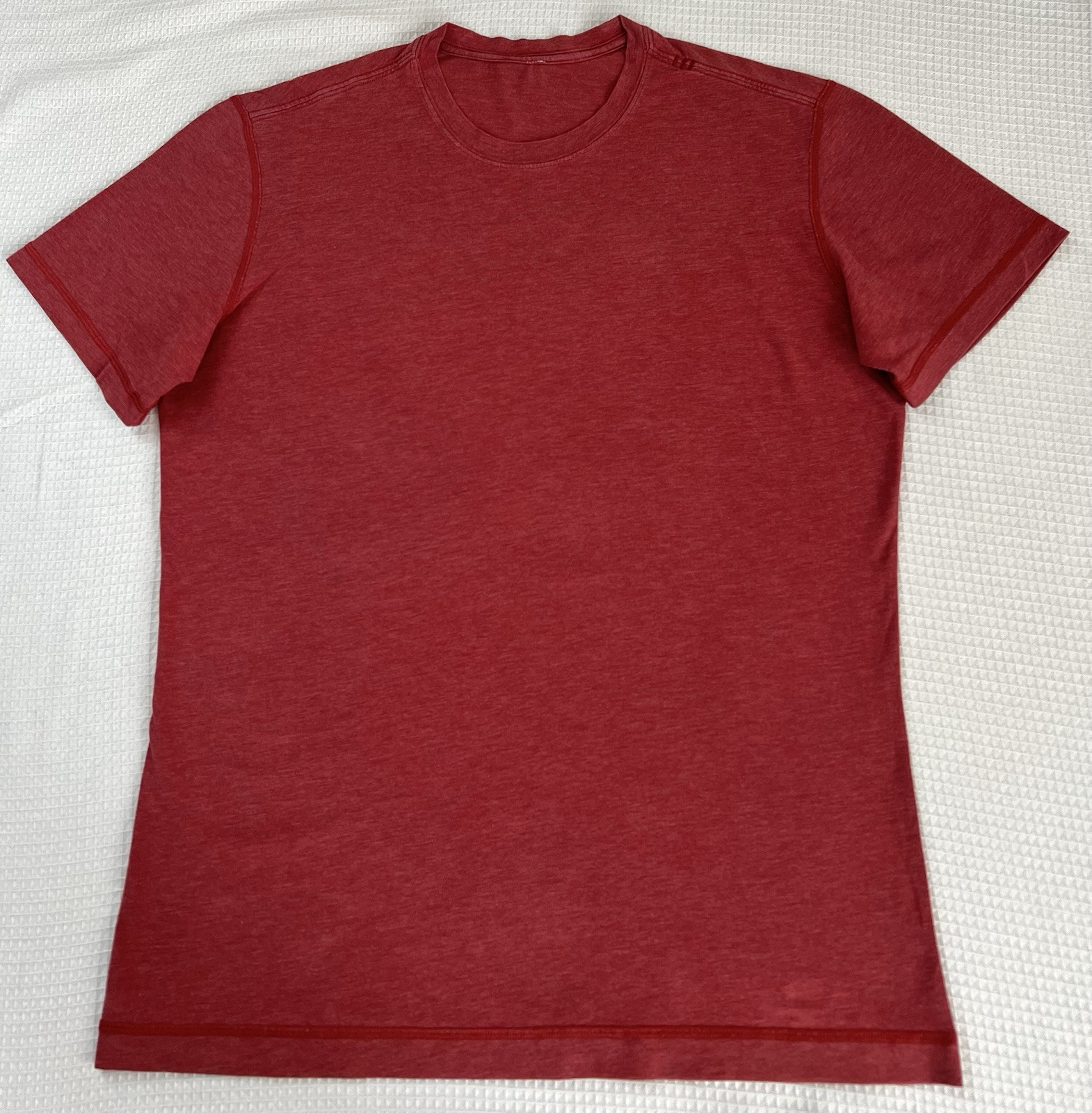 Lululemon Short Sleeve T Shirt Men's Size XL Cayenne Red Pima Cotton