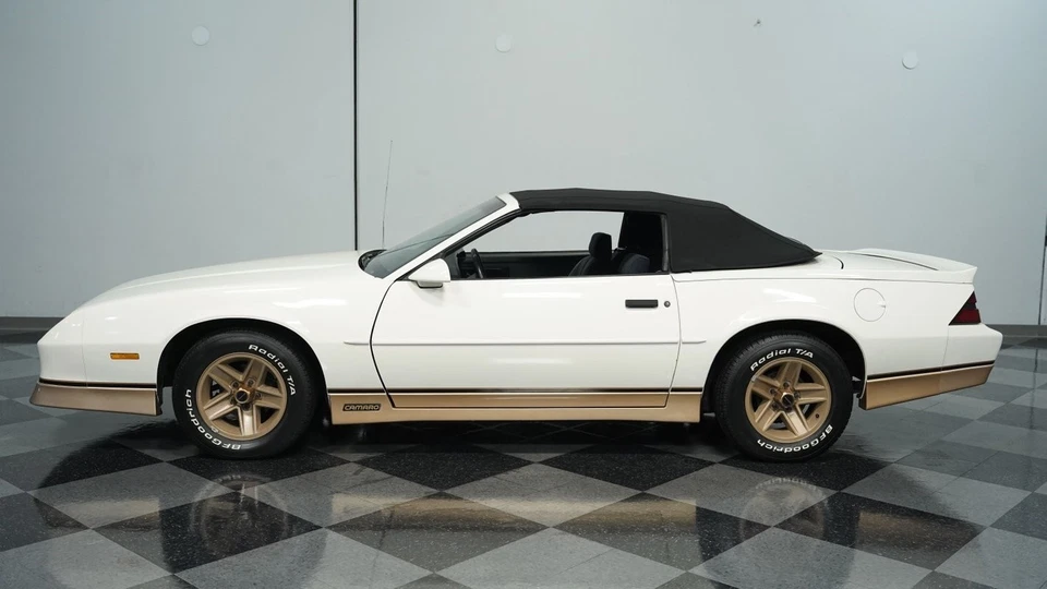 1988 Chevrolet Camaro кабриолет - Изображение 3 из 4