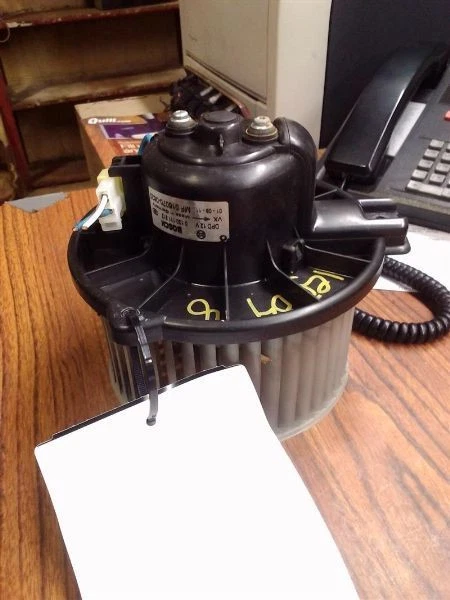 Motor soplador 4 cilindros VIN VW compatible con 00-04 VOLVO SERIE 40 262167 Foto 2 de 4