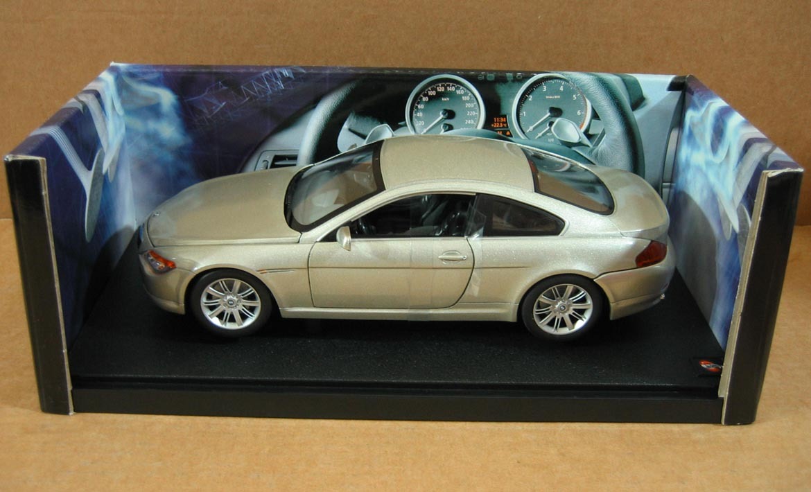 Hot Wheels BMW 645Ci Silver Car 10” Long Die-Cast 1:18 Scale NEW 