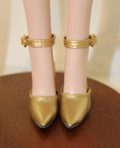 Deliziose scarpe tacco alto, 48 mm, queste si adattano a Tyler Wentworth - Foto 3 di 3