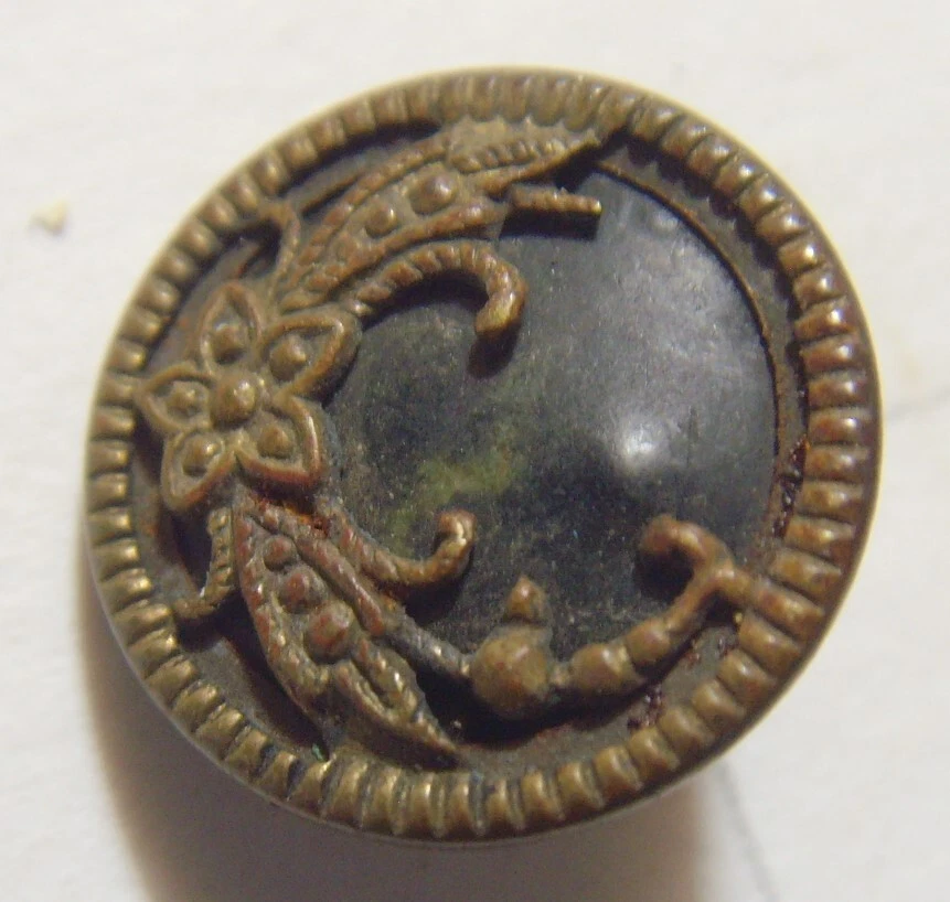 1800s antique museum grade collector assorted metal buttons lot 54062 - Image 3 of 4