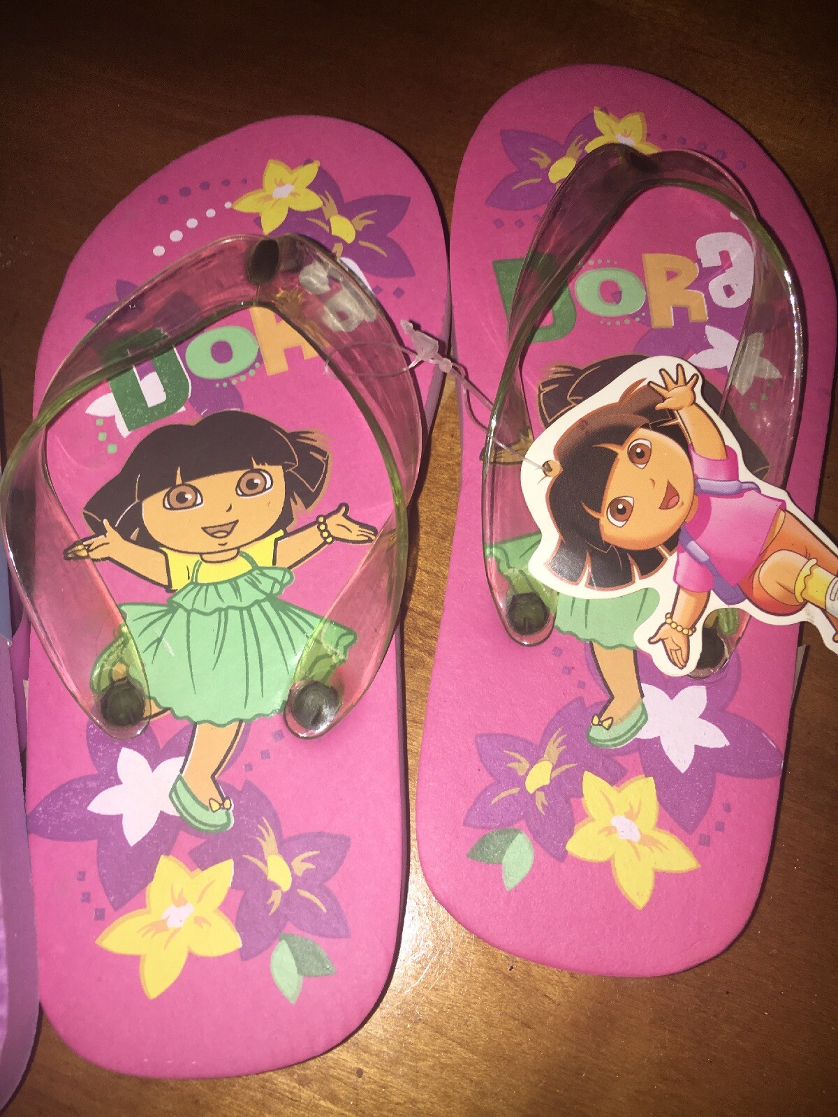 Lotto di scarpe infradito Dora per bambina taglia 8 9 Care Bear nuove con etichette rosa viola