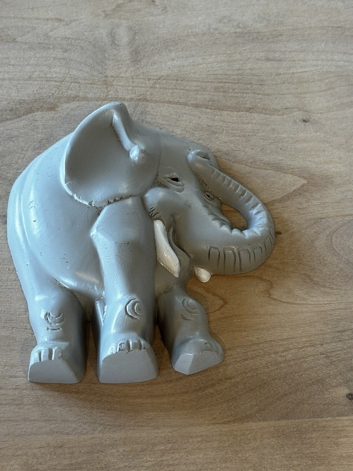 Vintage Burwood Nursery Wall Hangings Zoo Animals Elephant GREAT