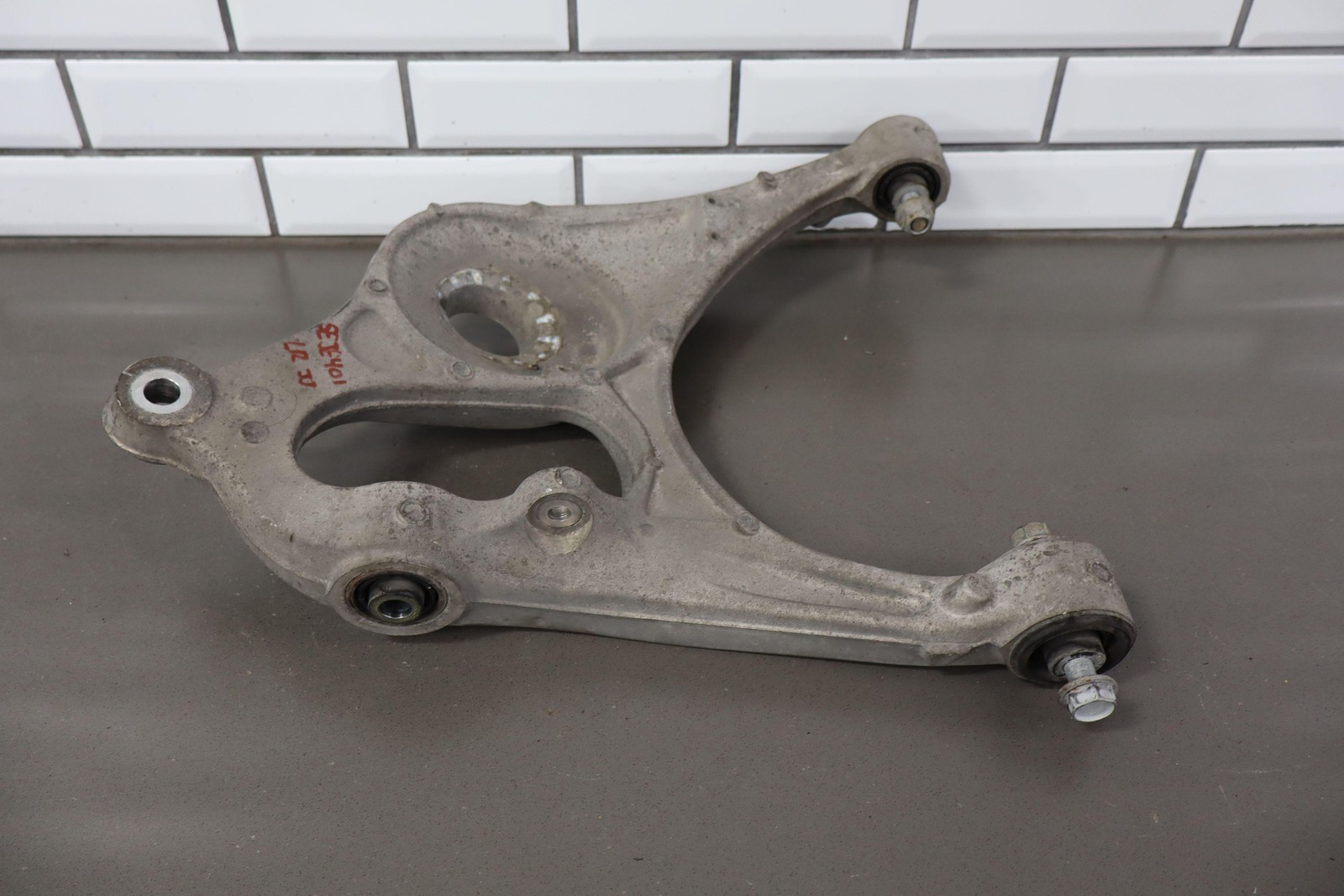 12-15 Jeep Grand Cherokee SRT8 Left Rear Suspension Knuckle Arms Spindle OEM LH