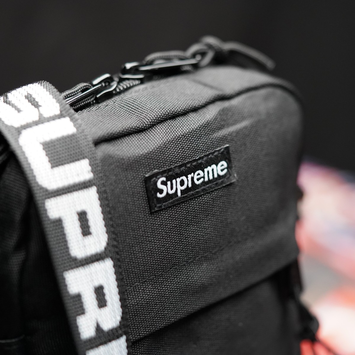 NEW Supreme SS18 Shoulder Bag Black - Fast Shipping, Great
