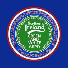 NORTHERN IRELAND Supporters Bottle Opener Fridge Magnet + badge