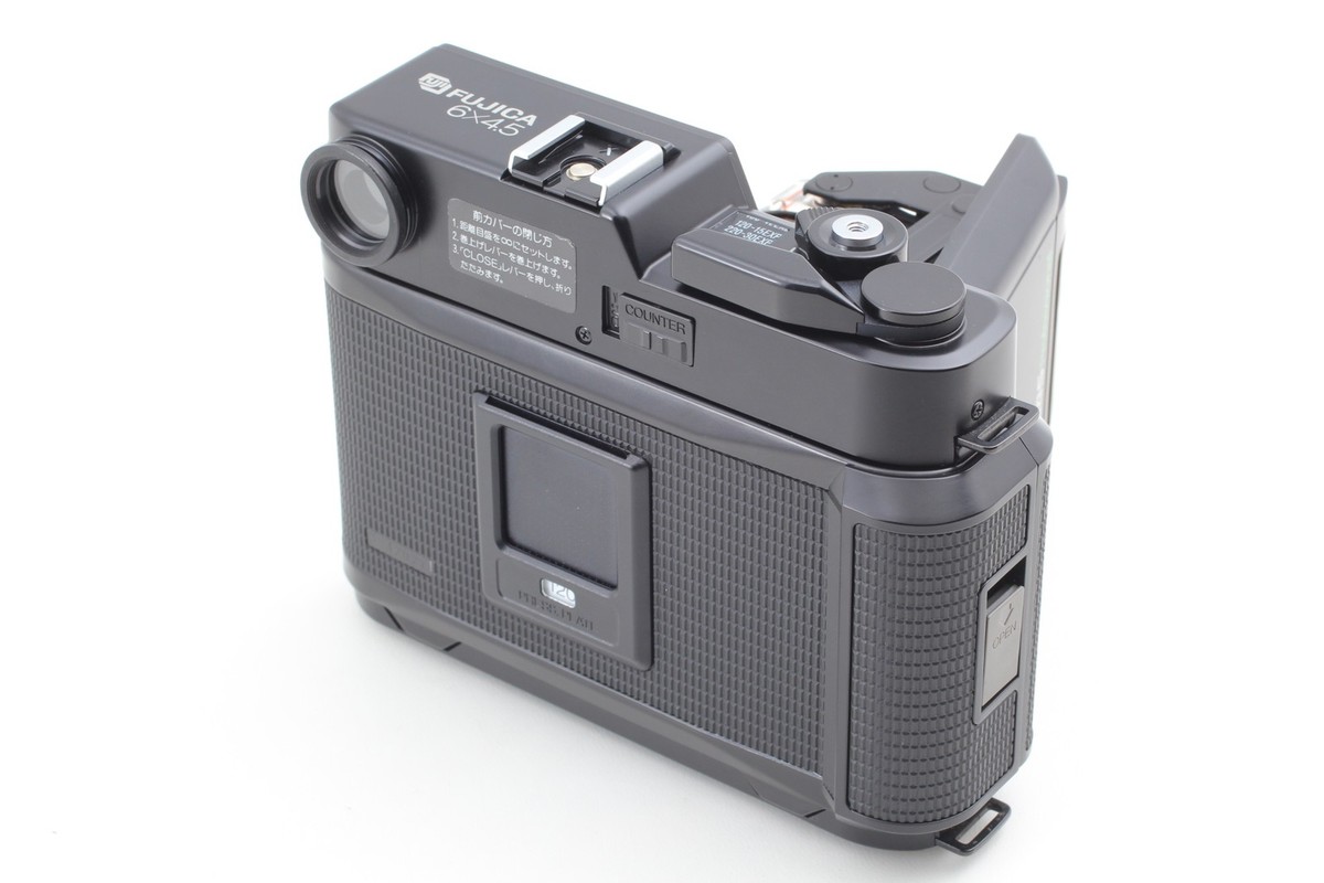 MINT] Fuji Fujica GS645 Pro 6x4.5 Film Camera 75mm f/3.4 Lens From