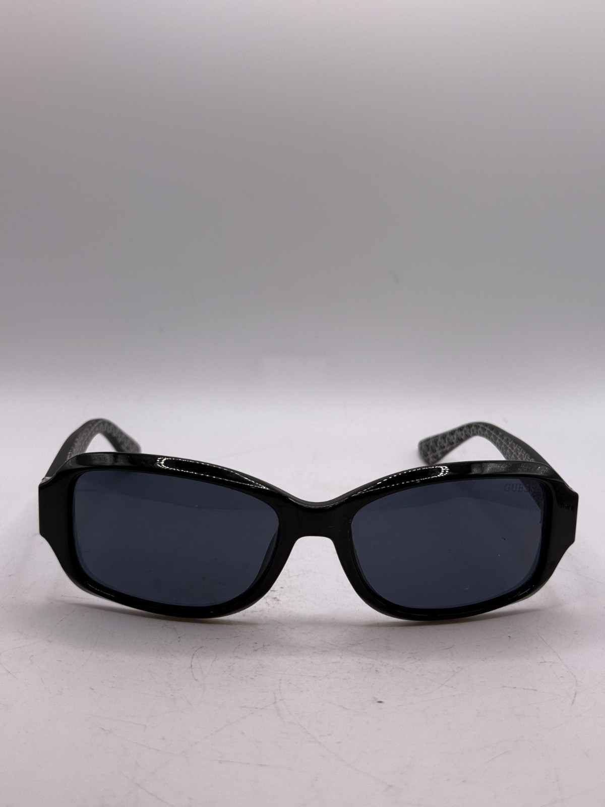 Guess GU7410 01A Black Rectangular Plastic Sungla… - image 2