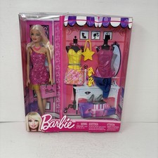Barbie Doll  Fashions Giftset N8820 X4861 Mattel 2011 NIB