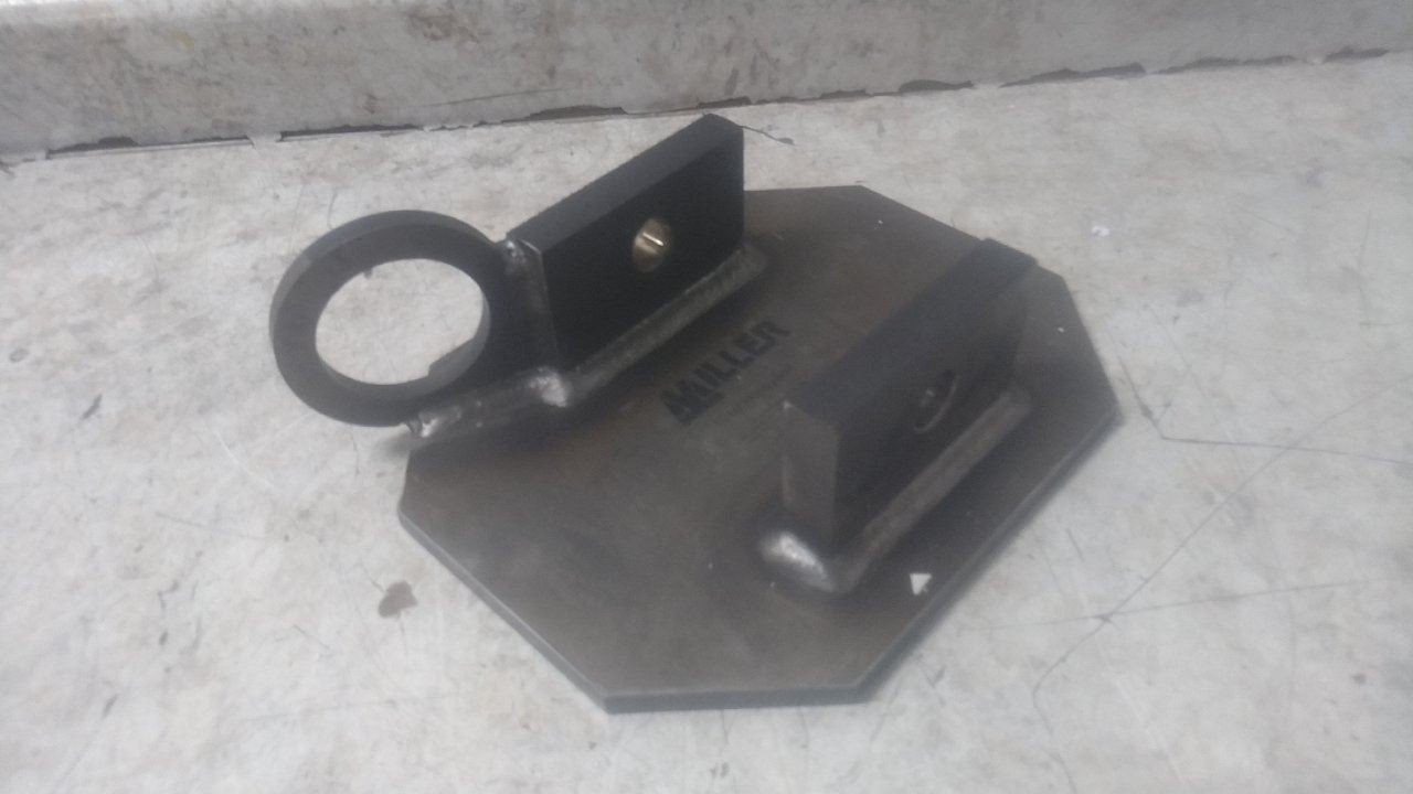 Honeywell Miller DH-AP-4/ 3 In Overall Height Plate With Tie-Off Anchor