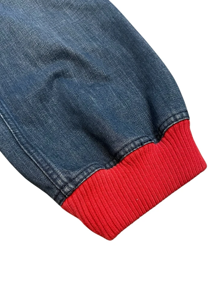 Pantalones de mezclilla vintage Marc Jacobs jogger pétalos empujadores rojos recortados broches de presión para mujer talla 6 Foto 2 de 4