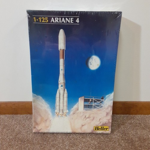 Sealed Heller - French Ariane 4 Rocket 1/125 Scale Model Kit #80440 | eBay