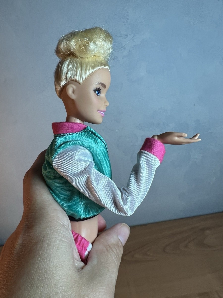 Barbie Made to Move 59 Malibu Sportware Outfit 12