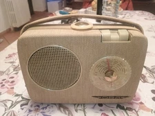 RADIO A TRANSISTOR ANNI 60'  MARCA ORA (Leggi descrizione)