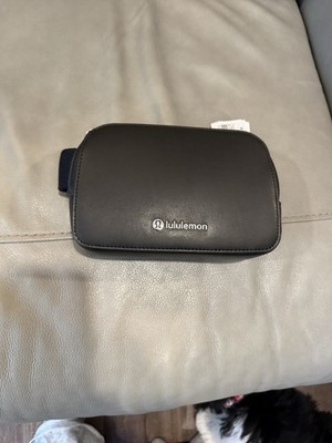 lululemon Everywhere Belt Bag 1l *cactus Material - Size O/S - BLACK/SILVER lululemon Everywhere Belt Bag 1l *cactus Material - Size O/S - BLACK/SILVER