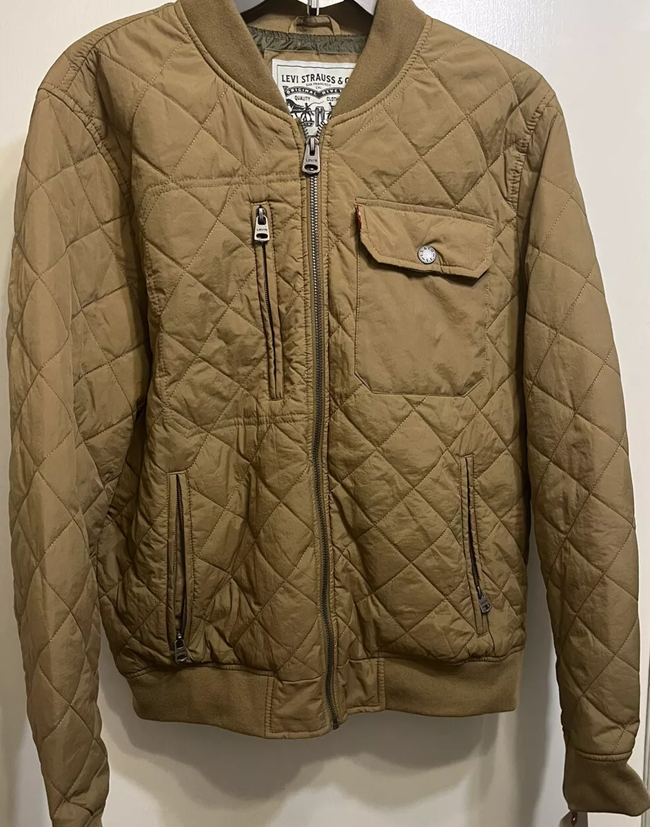 Levi's quilted bomber jacket deals