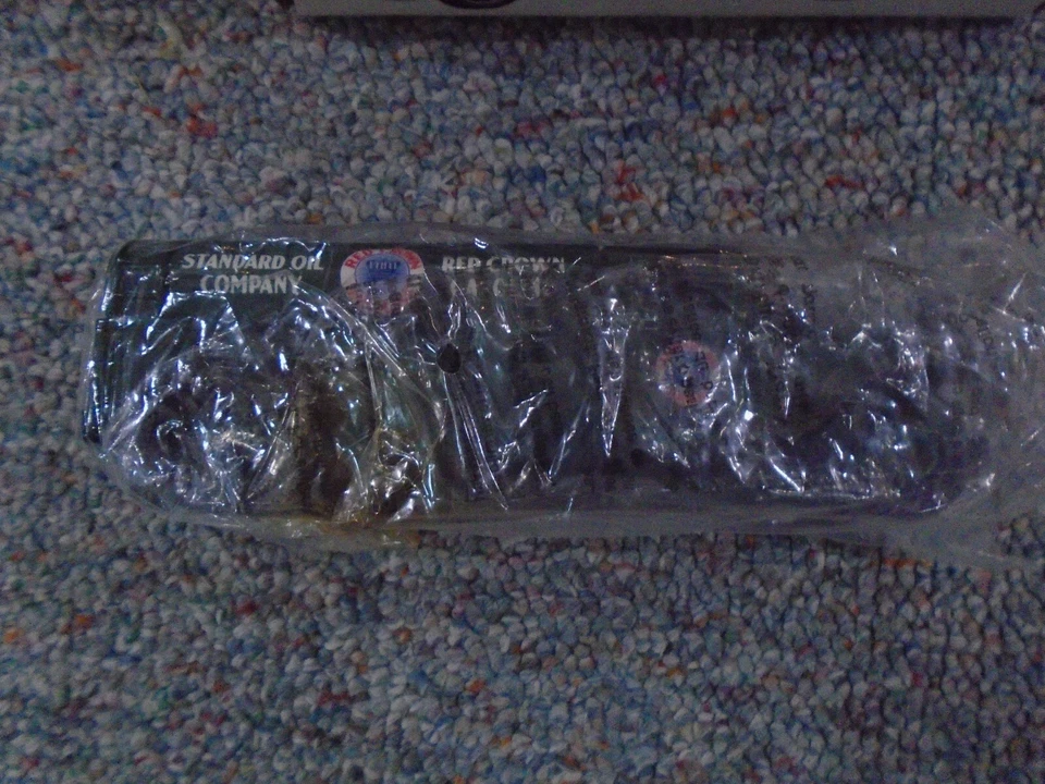 Ertl Red Crown Limited Edition 1930 Diamond "T" Tanker Truck Bank w/Key #762 - Image 2 of 2