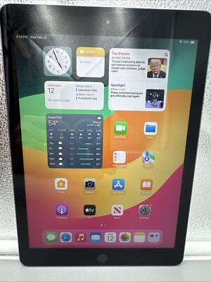 Apple iPad (6th Generation) - 32GB - Wi-Fi, A1893 9.7 ,Space Gray Tablet