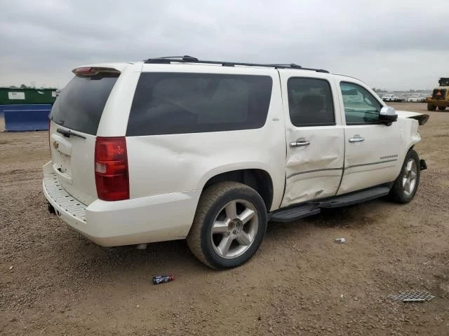 Conjunto de puerta delantera izquierda usado se adapta a: Chevrolet Suburban 1500 L 2013 desde 1 Foto 4 de 4