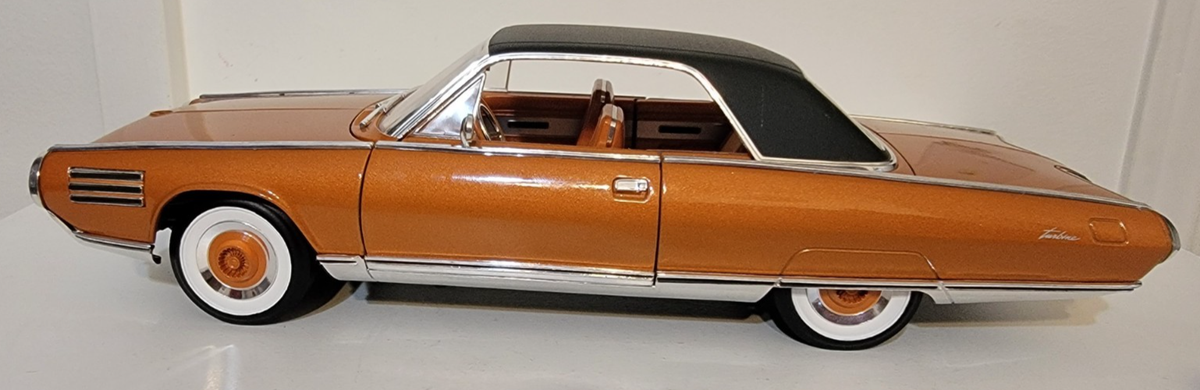 1/18 1963年式 Crysler Turbine 1963 Chrysler Turbine - 1/18 Scale | Historic Aviation - The