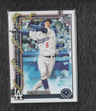 2025 Topps Holiday Hyeseong Kim RC