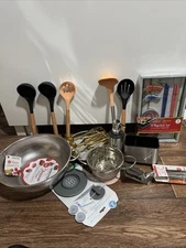 13 Pieces Kitchen Gadgets Bundle Including Chopstick St Strainer And More