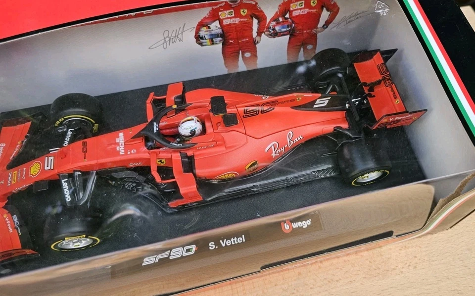 Ferrari SF90 #5 Sebastian Vettel 2019 Bburago 1:18 - Bild 4 von 4