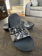OOFOS OOahh Womens Sandal Size 8 Recovery Slide Black Speckeled 39 Excellent