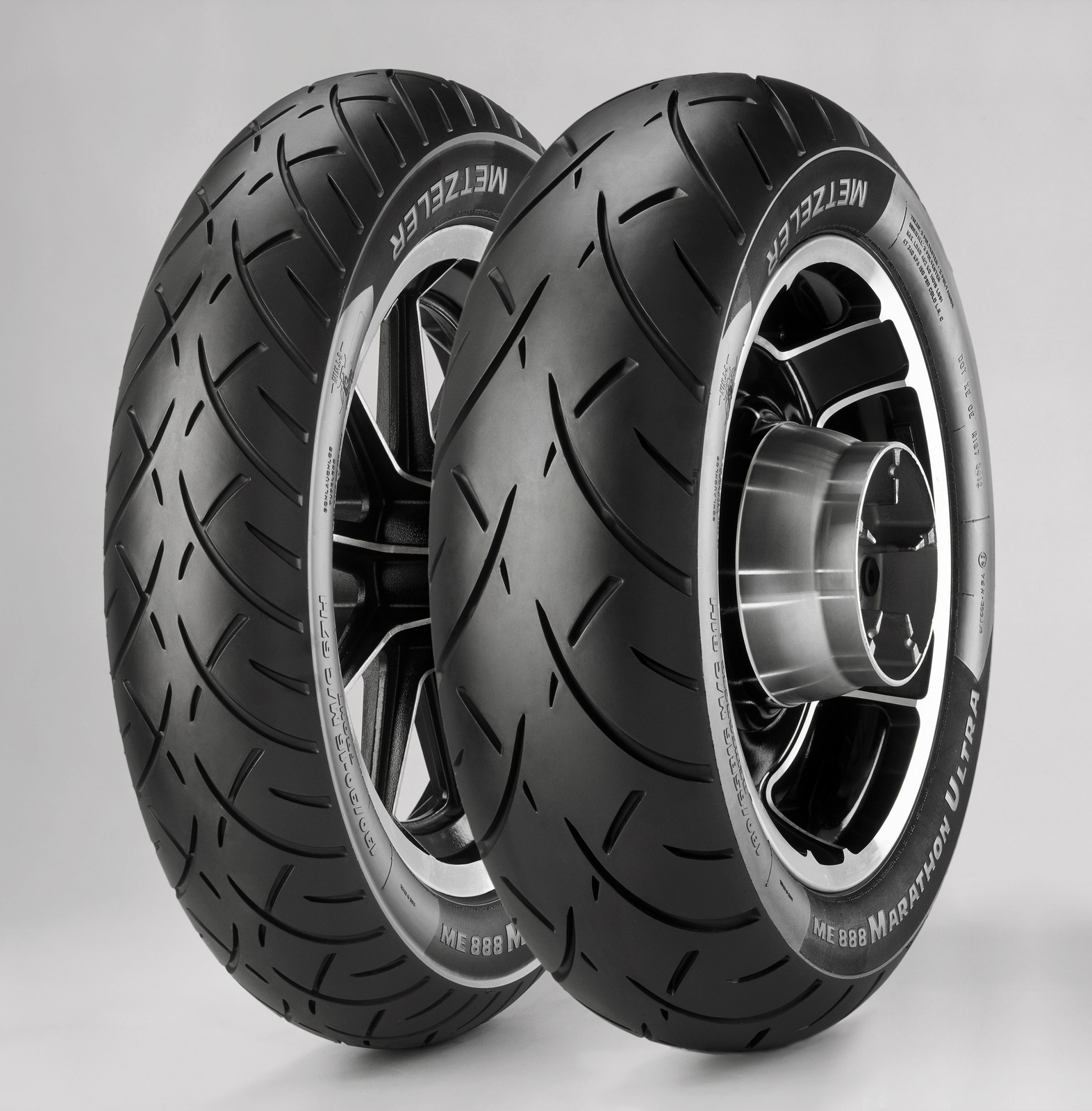 Cruiser Tyres Metzeler ME888 Marathon Ultra 140/75 R17 & 200/55 R17 BMW