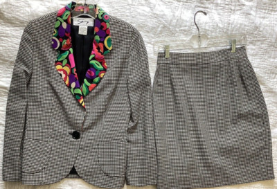 Genny Women's Designer 2 Pc Suit Skirt Blazer Italy Italian Wool Size 8 Collared