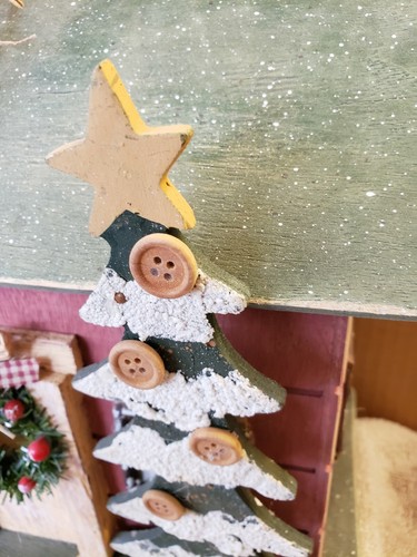 Wood Birdhouse Christmas Theme FREE SHIPPING - Picture 2 of 8