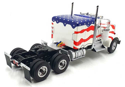 KK Scale Road Kings 1/18 Scale RK180125 - Kenworth W900 - Stars & Stripes - Picture 2 of 6