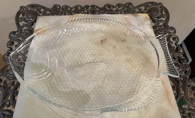 Gorgeous Vtg Anchor Hocking Fish Plate Clear Glass Pressed Glass DB