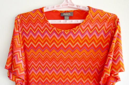 DESIGNS LANE BRYANT Mujer 26/28 Brillante Zig Zag Boucle Textura Manga Corta - Imagen 2 de 8