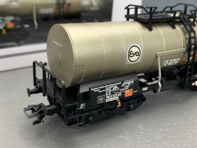 HO Märklin 46470 Three Chemical Tank Car Set Eva, Eisenbahn-Verkehrsmitte HO1432