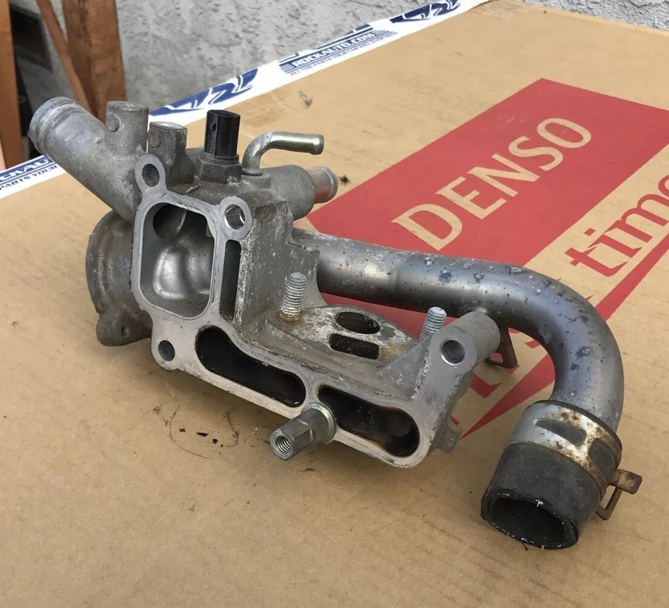 2001 2002 2003 2004 2005 Civic термостат корпус EGR проход охлаждающей жидкости выход - Изображение 4 из 4